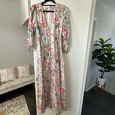 Kivari Beautiful Floral Dress Size 14 • $85