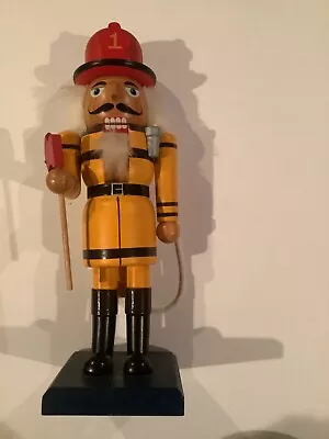 2004 LIMITED EDITION TARGET FIREFIGHTER HERO HOLIDAY NUTCRACKER 14  Preowned • $11.05