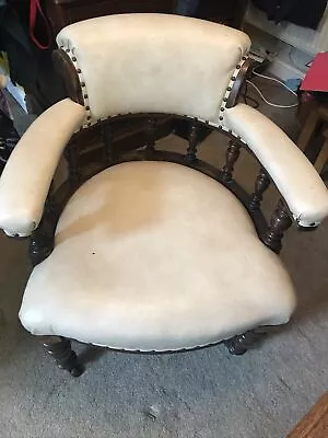 £75 • Buy Cream Leather Vintage/ Antique Captains (office) Chair