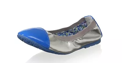Venettini Little Kid's Ashley Silver Neon Blue Size 7 (Euro 24)  Flat Shoe NIB • $39.99