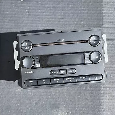 2004 - 2007 Ford F250 F350 Freestar Oem Am Fm Radio Stereo Cd Player • $99.99