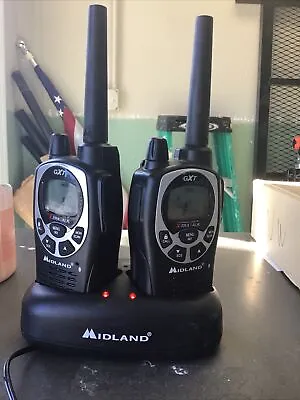 Midland GXT1000P X-Tra Portable Handheld Radio 2-Way Walkie-Talkie Charging Dock • $59.99