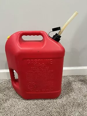 Blitz 6 Gallon Red Plastic Vented Gas Can W/ Flex Nozzle Pre Ban USA 11841 CLEAN • $79.99