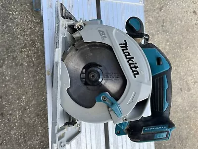 Makita DHS680Z 18v Brushless 165mm Circular Saw - Blue (DHS680Z) • £46