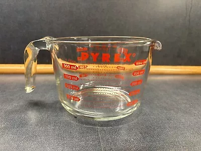 Vintage PYREX 532 4 Cup 1 Quart 1 Liter Red Lettering Glass Measuring Cup • $15