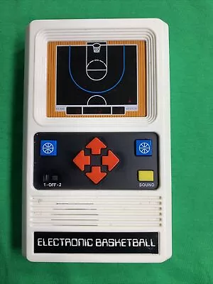 Mattel Electronic Basketball Hand Held Video Game Retro 1980's Vintage 🏀🏀 • $5.50