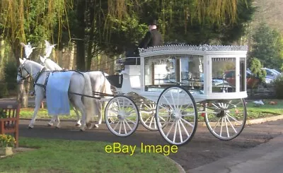 Photo 6x4 Horse-drawn Hearse Woodlands Crematorium (2) Scunthorpe  C2013 • $2.49