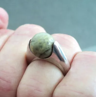 Vintage Modernist STERLING Silver & CONNEMARA Green MARBLE RING Size 5 Ireland • $41.21