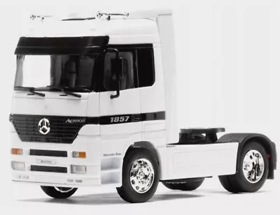 Mercedes-Benz Actros Truck 1/32 Scale Diecast And Plastic Model By Welly - White • $39.99