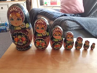 Matryoshka Russian Dolls Nesting Doll Hand Painted Wooden Set 7 Floral. Signed.  • £10