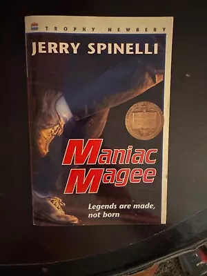 A Trophy Bk.: Maniac Magee By Jerry Spinelli (1992 Trade Paperback) • $1.50