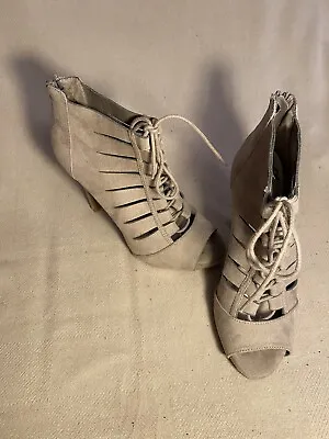 $15.99 • Buy Fergalicious By Fergie Women's Open Toe High Heel Suede Brown Shoes Size 7.5