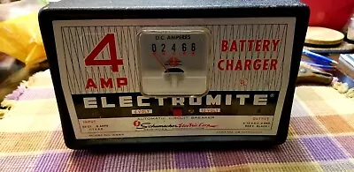 Vintage Schumacher Electromite 4 Amp Battery Charger WS84 6 & 12 Volt ShipsFREE  • $44.50