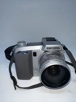 Minolta DIMAGE 5 3.3MP Digital Camera W/7x Optical Zoom (A11) • $19.99