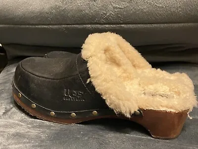 Uggs Kalie Leather Shearling Clogs Mules Sz 8 Ships Free • $35