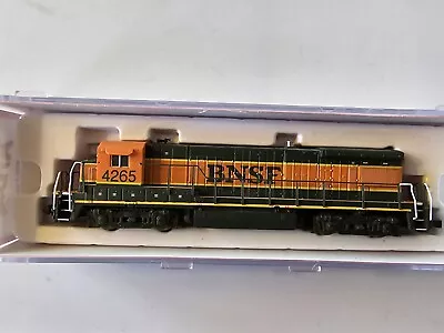 N Scale Atlas 49710 BNSF Railway GE B23-7 Diesel Locomotive #4265 - DCC Ready • $105