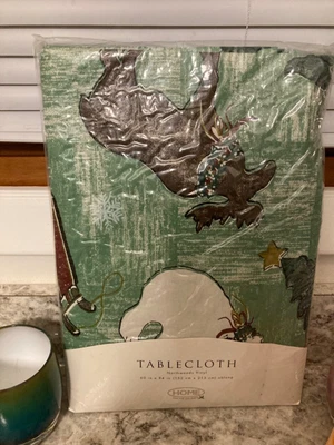 $17.99 • Buy Vintage 60x84 Christmas Flannel-Backed Oblong  Vinyl Tablecloth Northwoods 
