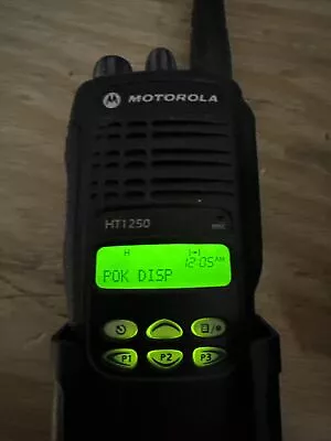 Motorola AAH25RDF9AA5AN Ht1250 UHF Portable Radio - Black • $119