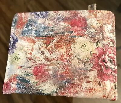Mundi Wallet Floral Foldable • $29