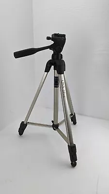 Quantaray QSX 66oi Deluxe Tripod By Sunpack • $42