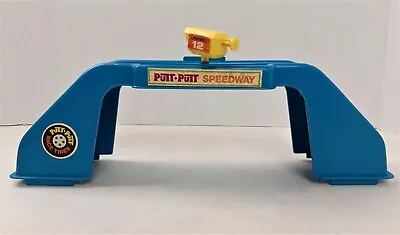 Mattel 1974 Putt Putt Speedway Replacement Part Covered Bridge Walkway & Camera • $8.99