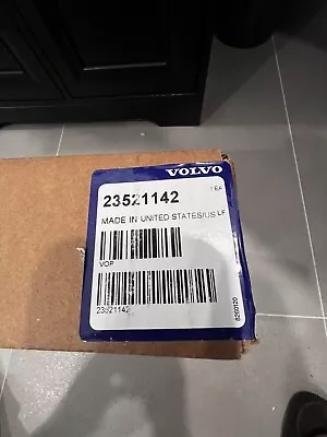 $193.94 • Buy Volvo Penta Thermostat 23521142