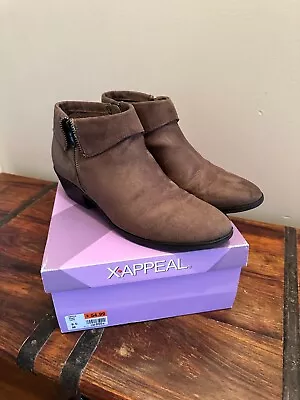 XAPPEAL Kenny Ankle Boot Taupe Size 9.5 • $7