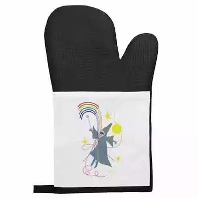 'The Magical Creations Of A Wondrous Magician ' Oven Glove / Mitt (OG00021605) • £11.99