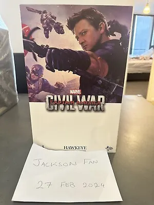 Hot Toys MMS 358 Captain America 3 Civil War Hawkeye Jeremy Renner Figure • $300