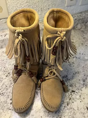 Minnetonka Fringe Moccasins Boots • $39