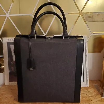 Authentic Gucci Vintage Briefcase Business Bag Canvas Leather • $780