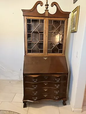 Vintage Antique Secretary Desk With Hutch • $275