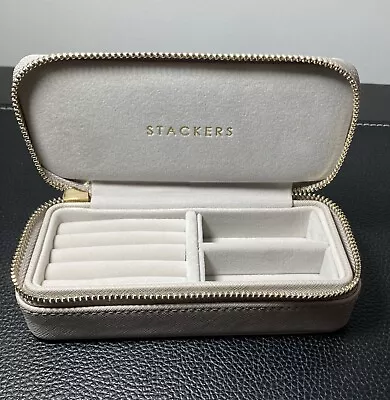 Stackers Mini Travel Jewelry Box Light Gray With Gold Zip • $16
