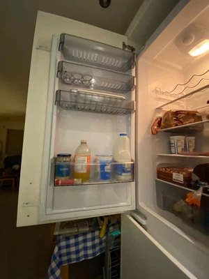 £125 • Buy Integrated Fridge Freezer 60/40 FROST FREE