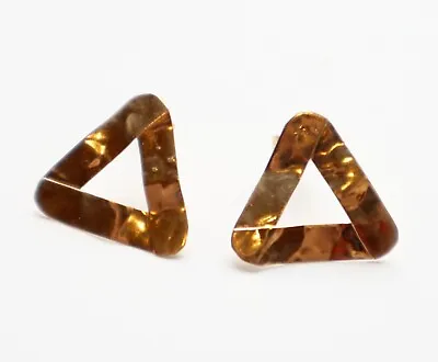 14k Yellow Gold Wavy Triangle Earrings Modernist Style Vintage 1.3g • $85