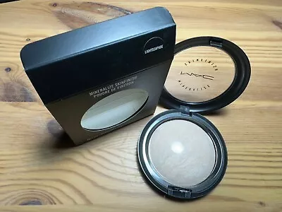 MAC Lightscapade Mineralise Skinfinish LE Highlighter • £44.99