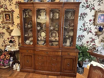 Magnificent Vtg Henredon Dining Room China Table Leaves Chairs Pickup Only • $3150