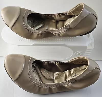 Dexflex Comfort Flats Scrunch Beige Ballet Women Comfortable Shoes Size 8 • $23.95