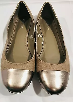 Womens Merona Flats Beige Size 7 • $11.50