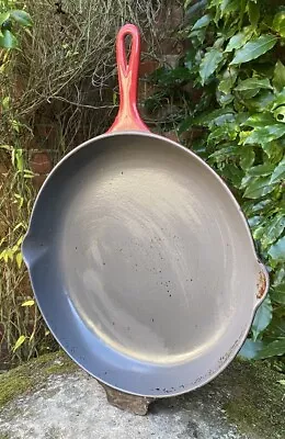 Vintage Original Old Red Le Creuset Cast Iron Skillet Pan Kitchenalia Interior • £10.85