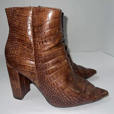 Bamboo Bellflower Boots Women’s 6 Brown Ankle Boots • $9.87