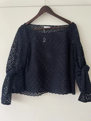 $97.50 • Buy Scanlan Theodore Navy Lace Cotton Sleeve Tie Top 12
