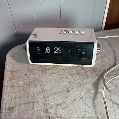 Retro 80s Sony Solid State Digimatic AM FM Radio Flip Clock 8FC-100W. For Repair • $39.97
