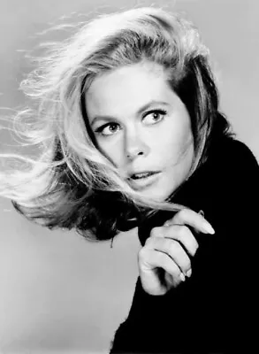 Beautiful Actress “Elizebeth Montgomery” 5X7 B&W Glossy ‘Bewitched’ NEW!💋 • $7.99