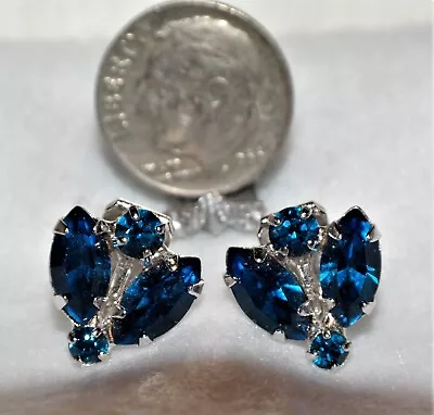 VINTAGE  1968  PAT PEND Dainty Blue Sapphire Silver CLIP ON EARRINGS Exquisite • $14