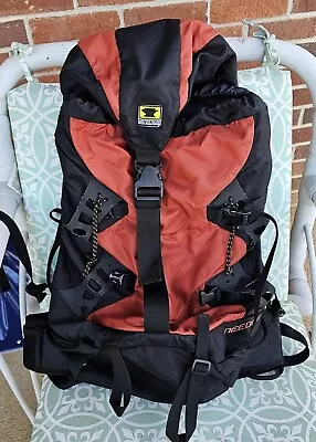 Mountainsmith Adjustable Hiking Camping Backpack H2O Orange Black 18  X 15  X 8  • $49.99