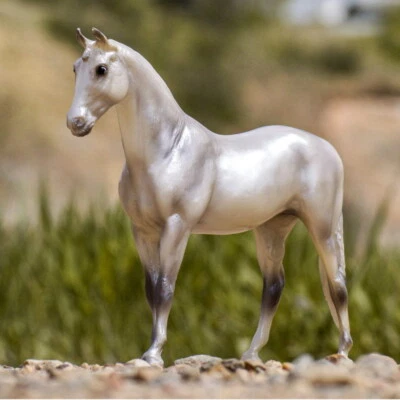 £26.99 • Buy Breyer Classic Collection: Pearly Grey Trakehner