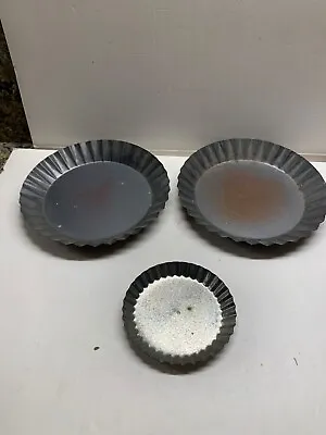 3 Tart Pans Small Mini Metal Baking Fluted Pans Ridges Tartlet Tins Pastry Molds • $7.99