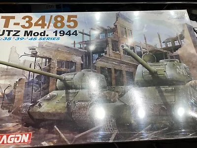 WW2 T-34/85 UTZ Mod. 1944 Tank 1/35 Scale By Dragon MISB • $25