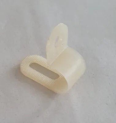 £3.99 • Buy 90x 7mm White Nylon Plastic P Clips - High Quality Fasteners For Cable & Tubing